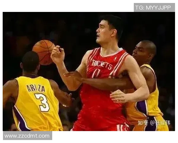 拜纳姆与姚明的巅峰对决：NBA历史上的经典时刻与球员风采解析
